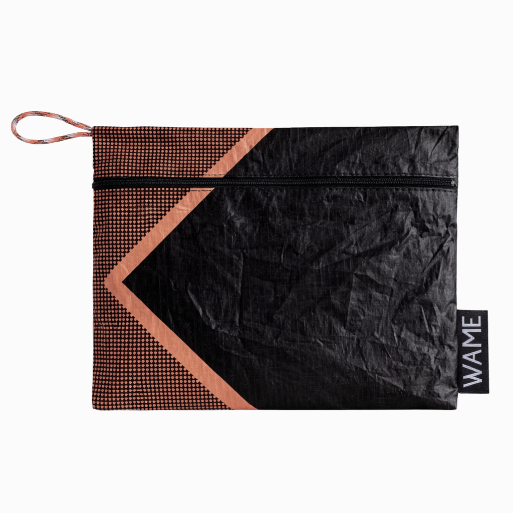 Grande Pochette – Collection Nomad