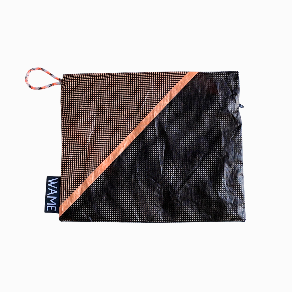 Grande Pochette – Collection Nomad