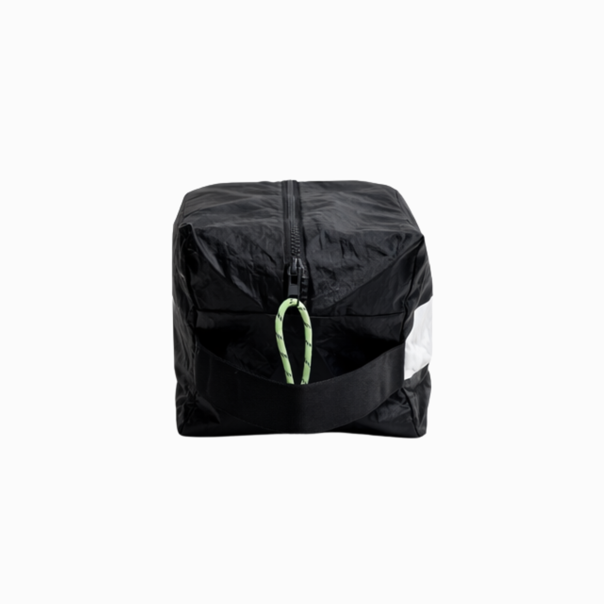 Trousse de Sport – Collection Obey